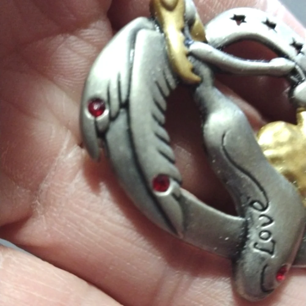 DD SIGNED PEWTER ANGEL WITH HEART/STARS RED RHINESTONE 1.8